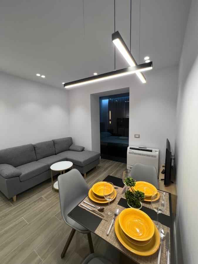 Deluxe Apartment Bllok Tirana Eksteriør billede