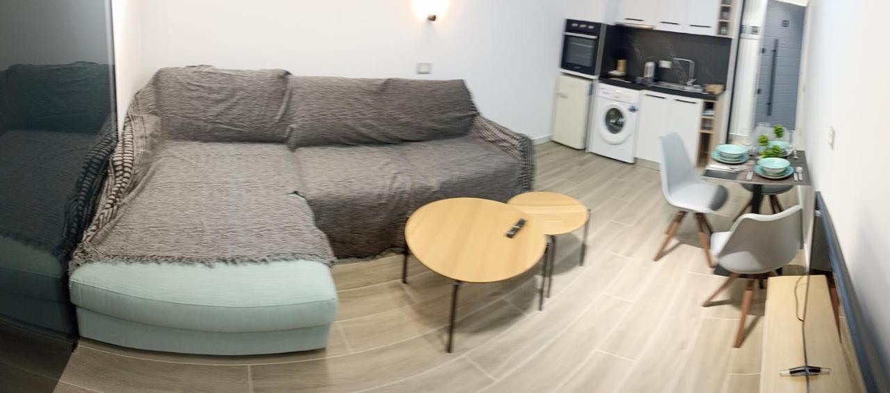 Deluxe Apartment Bllok Tirana Eksteriør billede