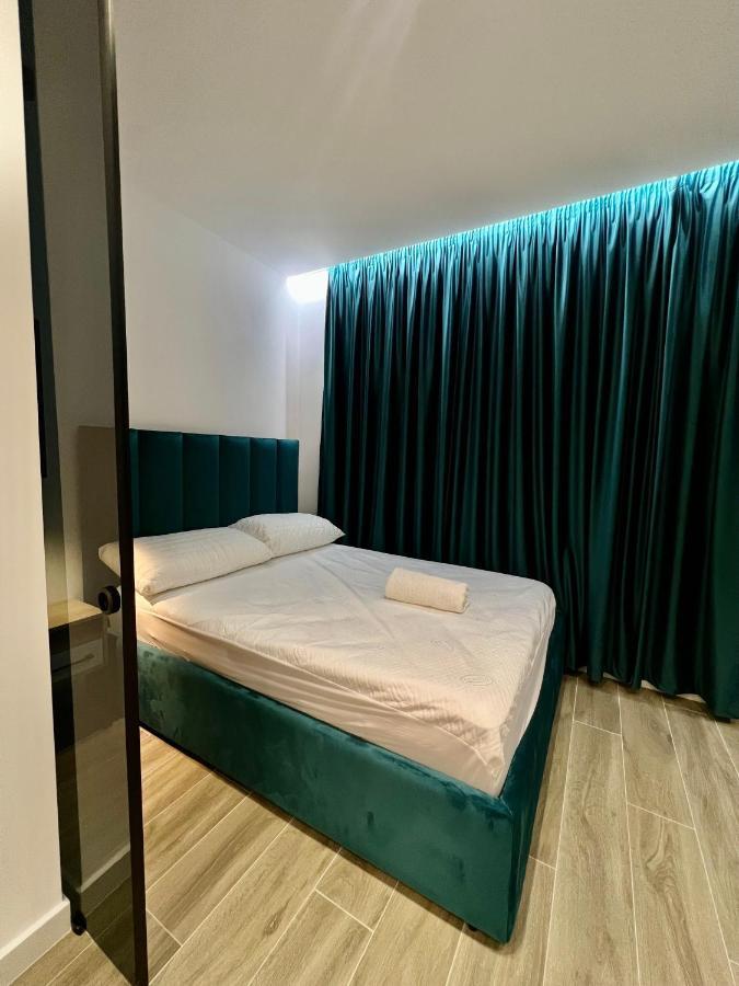 Deluxe Apartment Bllok Tirana Eksteriør billede