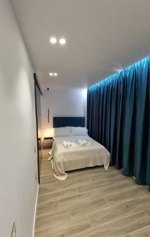 Deluxe Apartment Bllok Tirana Eksteriør billede