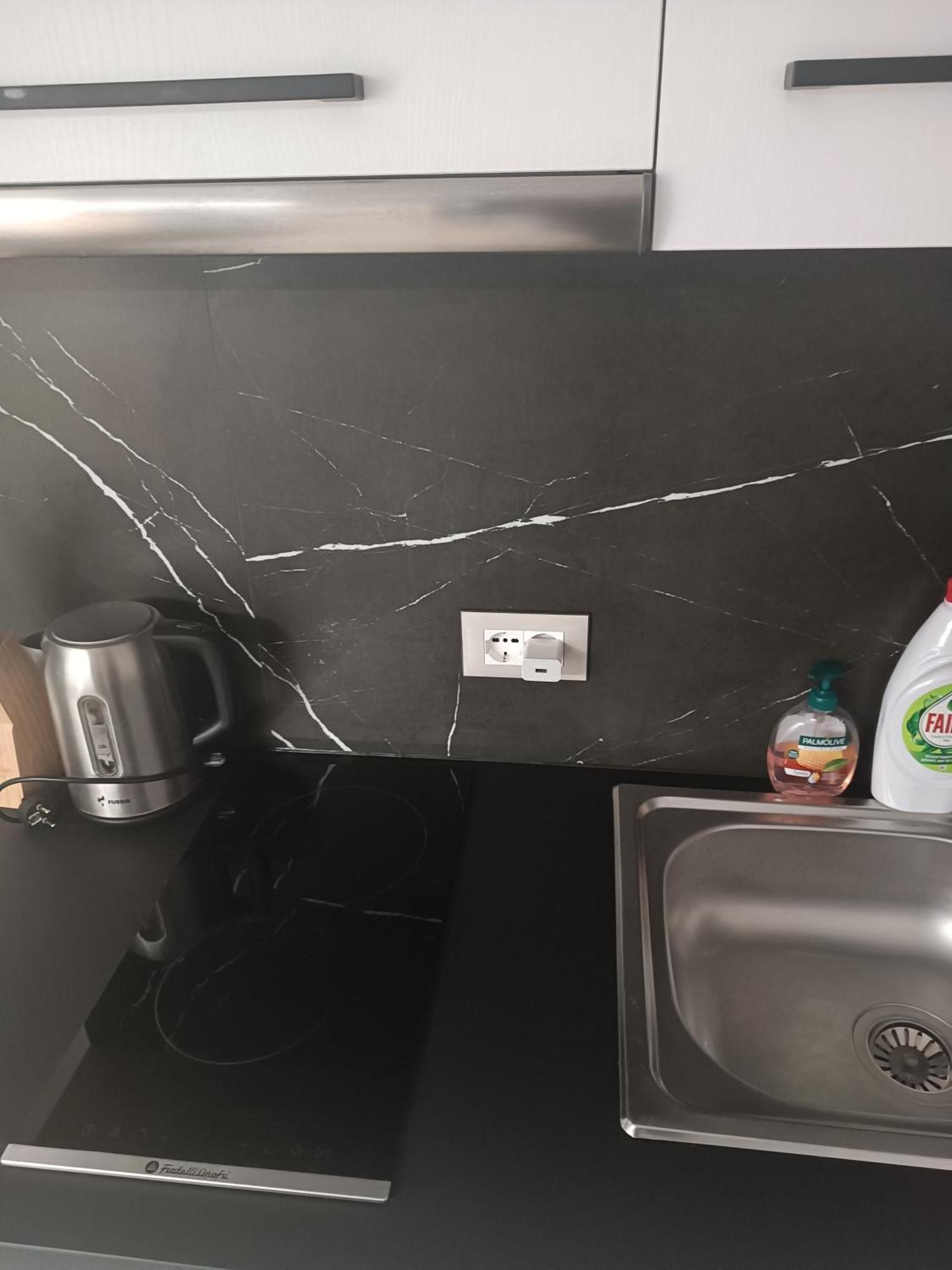 Deluxe Apartment Bllok Tirana Værelse billede